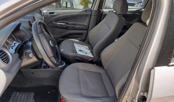 Vw Voyage Trend 1.6 completo Totalflex completo