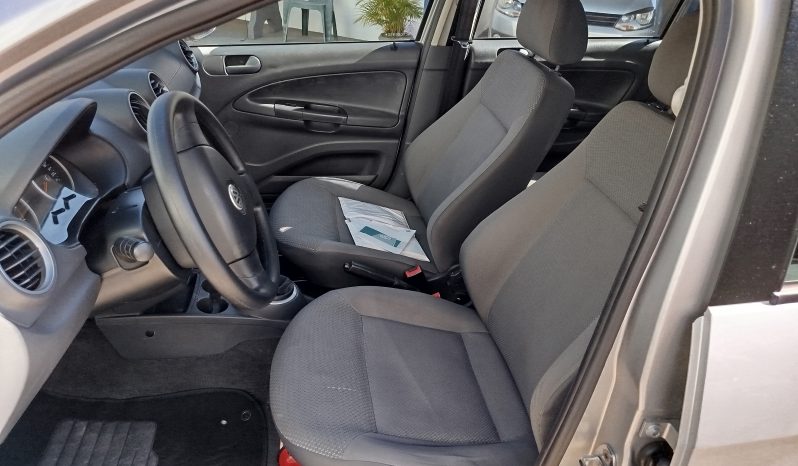 Vw Voyage Trend 1.6 completo Totalflex completo